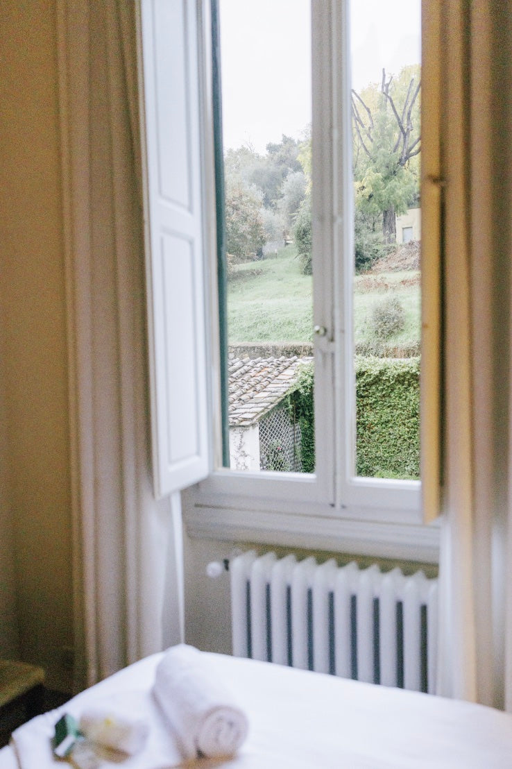 TWIN ENSUITE PRIVATE BATH