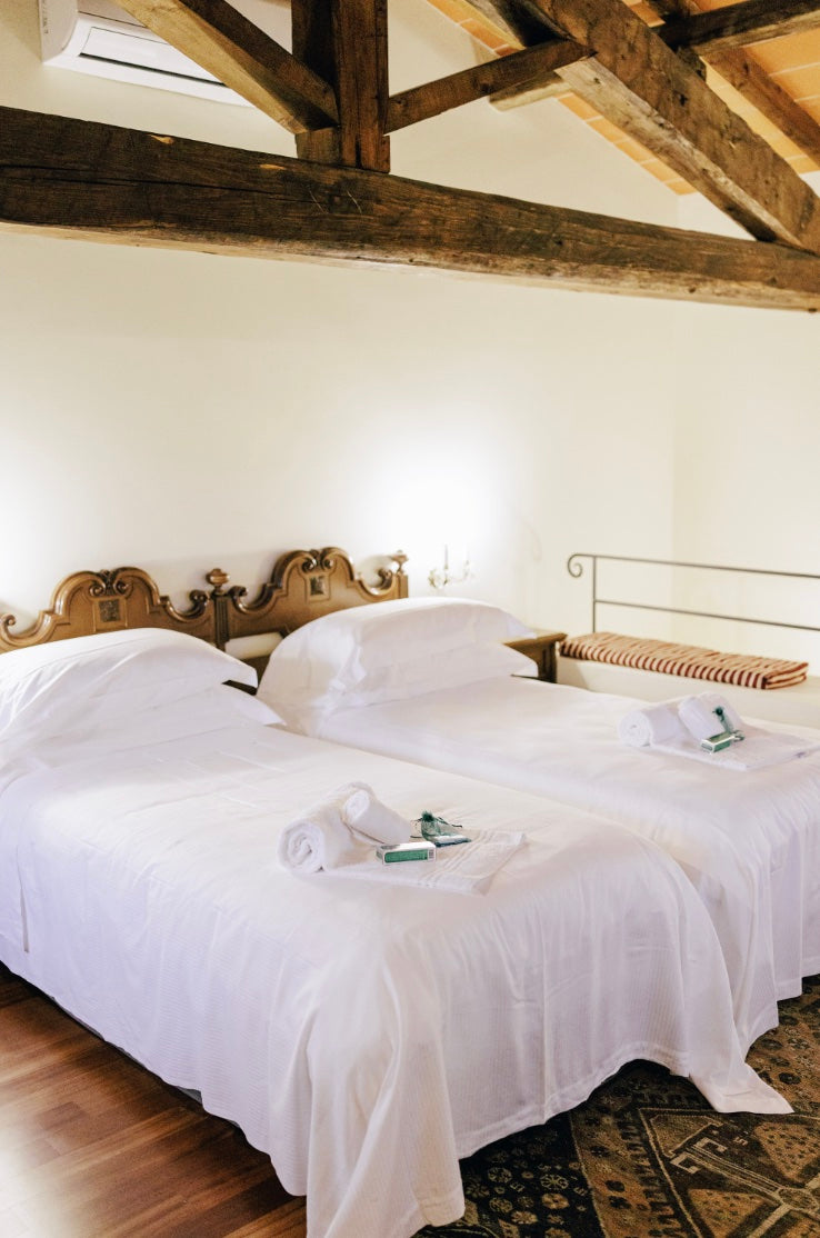 TWIN ENSUITE PRIVATE BATH